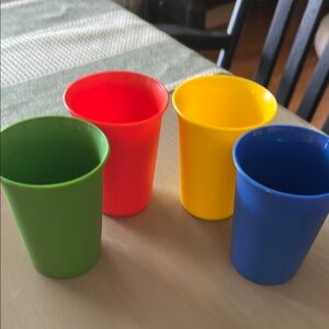 Classic Tupperware bell tumbler set